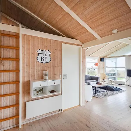 Amazing In W/ Wifi And 4 Bedrooms Ferienhaus Ebeltoft
