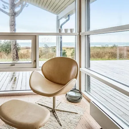 Amazing In W/ Wifi And 4 Bedrooms Ferienhaus