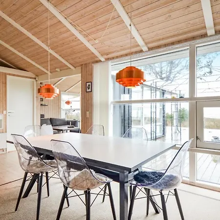 Amazing In W/ Wifi And 4 Bedrooms Ebeltoft